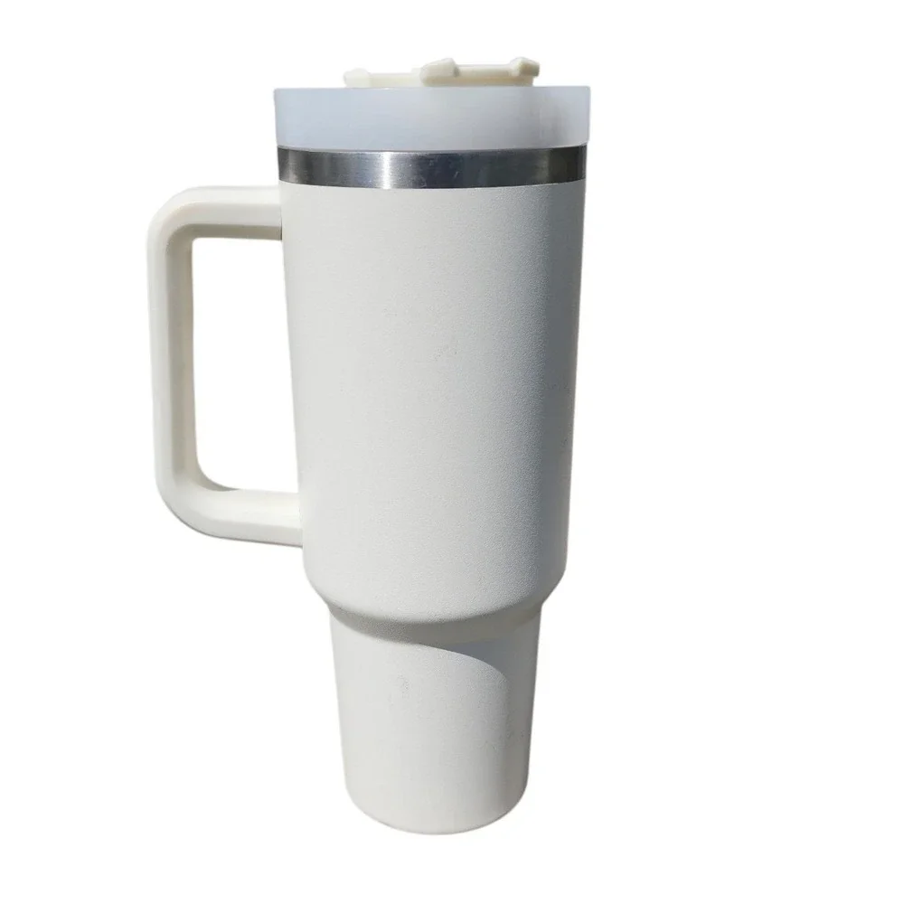 Stanley Adventure Quencher H2.0 FlowState Tumbler 40oz White Insulated Cup - Picture 2 of 4